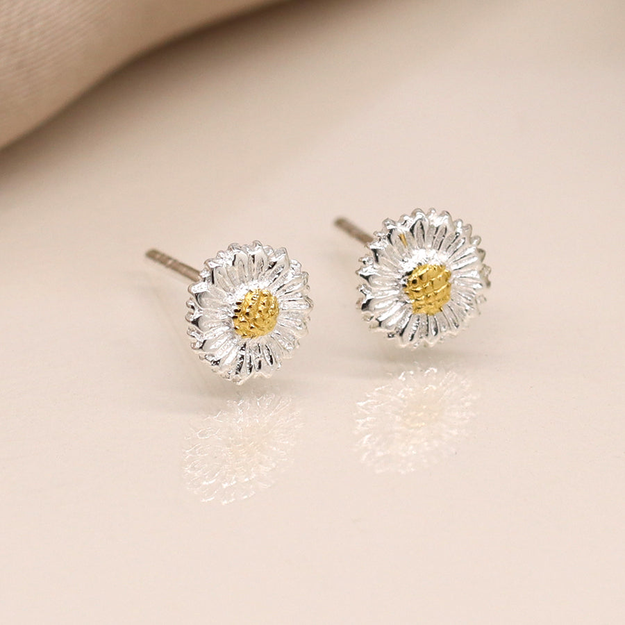Daisy Studs