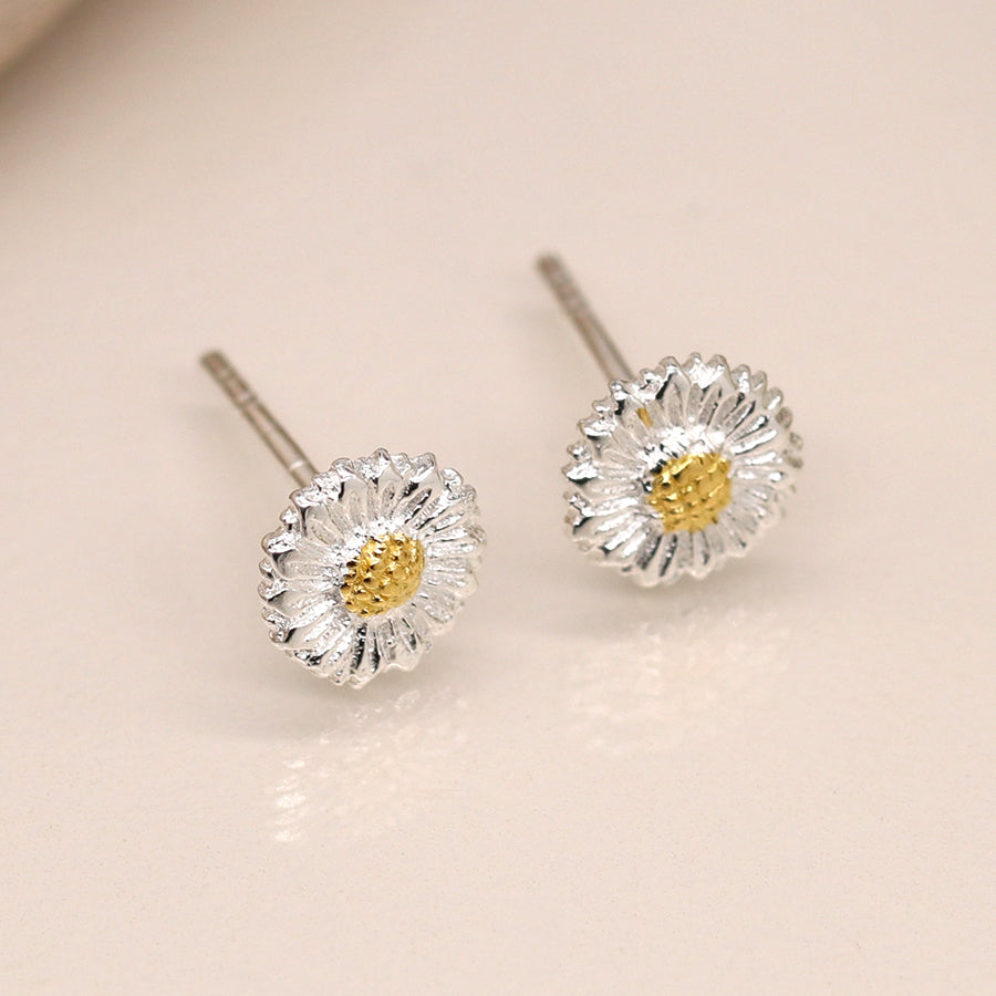 Daisy Studs